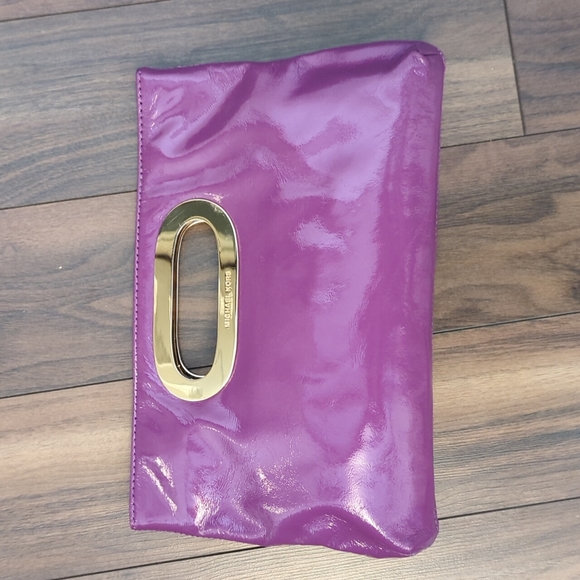 Michael Kors Berkley handle clutch - Picture 2 of 12